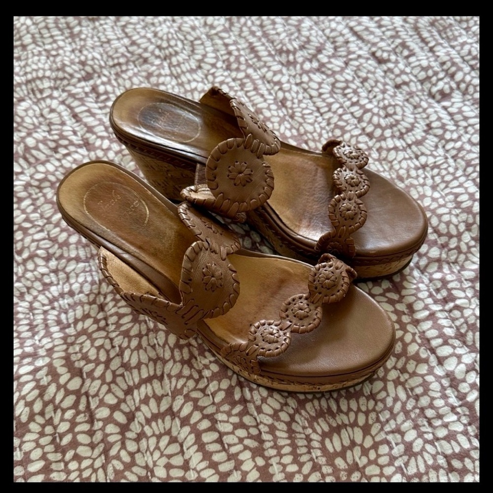 Jack Rogers Brown Leather Scalloped Wedge Slides Size 7.5